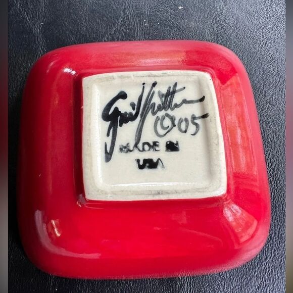 Gail Pittman Signed Hand Painted Bowl - Picture 3 of 6